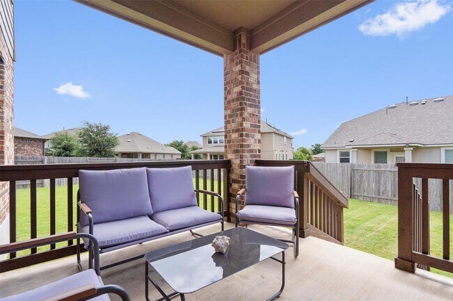 Building Photo - 1208 Ravenside Cove
