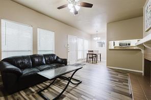 Building Photo - 2901 San Jacinto Blvd