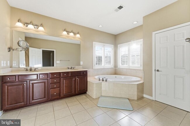 Building Photo - 6319 Still Spring Pl