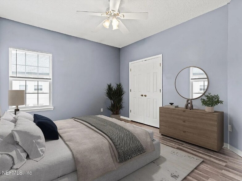 Building Photo - 12301 Kernan Forest Blvd