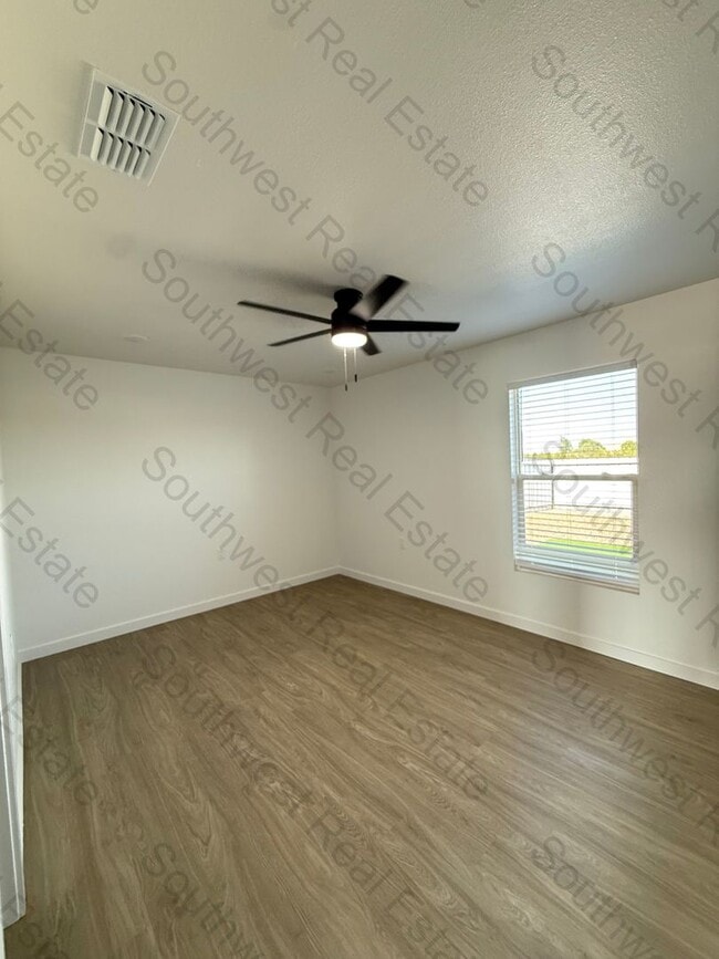 Building Photo - 3509 Ethan Ave