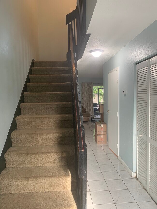 Building Photo - 5060 Downing St