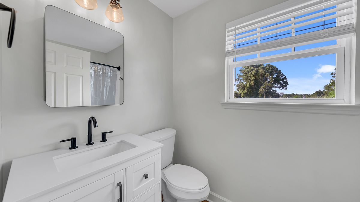 Building Photo - 2108 Sterling Cove Blvd