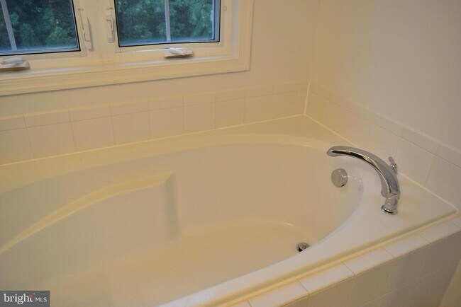 Building Photo - 15435 Binder Ct