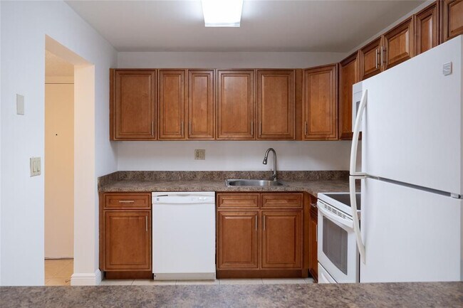 Building Photo - 9233 SW 8th St