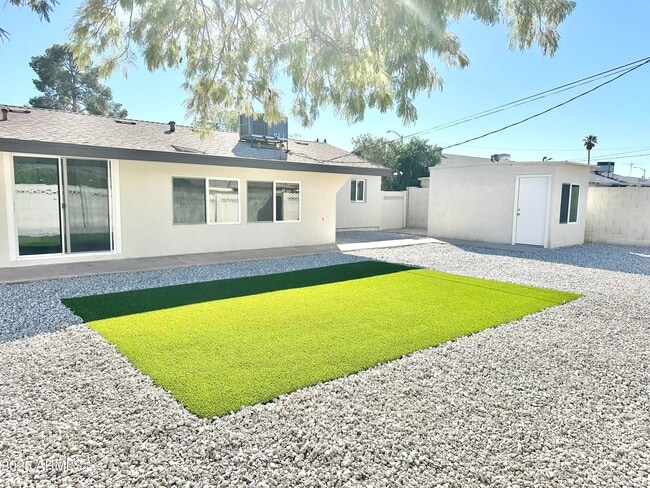 Building Photo - 7754 E Verde Ln