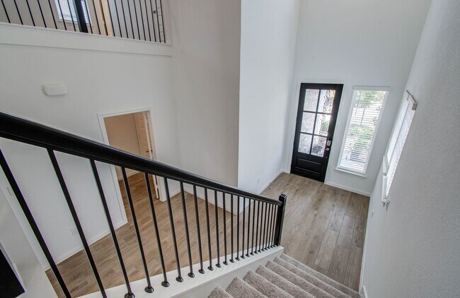 Building Photo - 24811 Harrow Mdw Dr