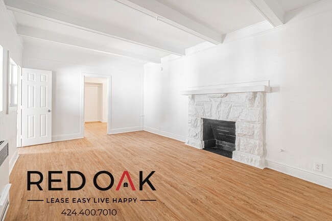 Building Photo - 617 S Soto St