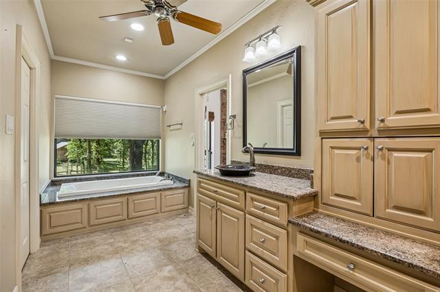 Building Photo - 2920 Burney Ln