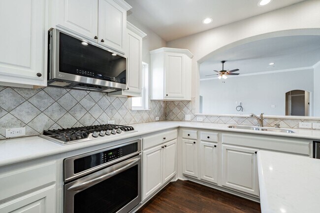 Building Photo - Your Royse City Retreat Awaits!