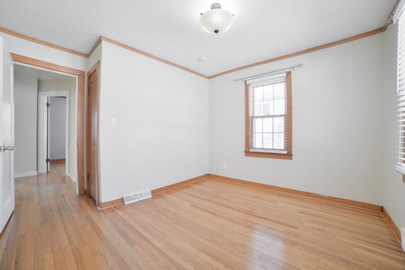 Building Photo - 225 Henderson St