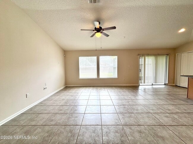 Building Photo - 2515 Crestdale Ct
