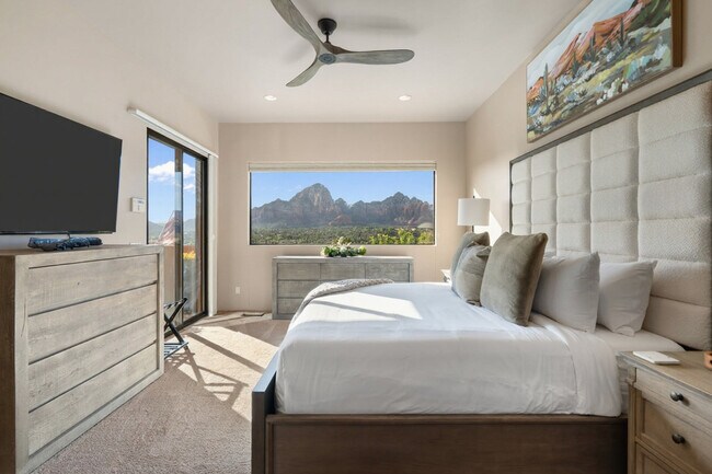 Building Photo - 30 Sycamore Canyon Rd