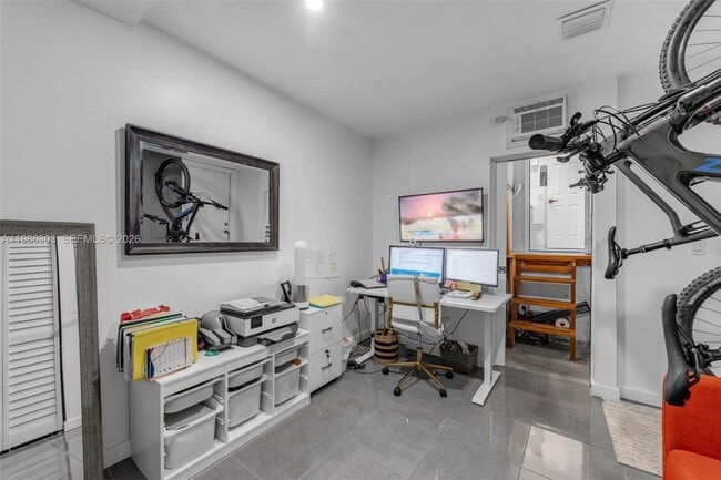 Building Photo - 20975 SW 84th Ave