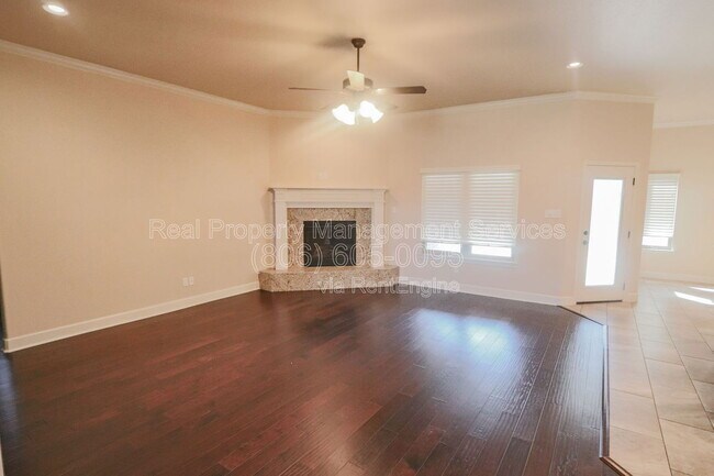 Building Photo - 9604 Justice Ave