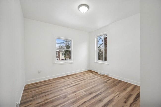 Building Photo - Germantown 4 Bedroom House- Half Bath on the First Floor!