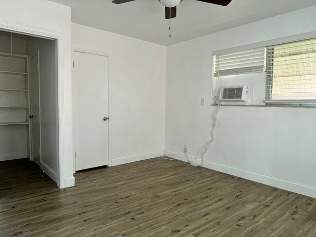 Building Photo - 1734 Fletcher St