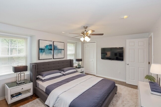 Building Photo - 5467 High Tide Ct