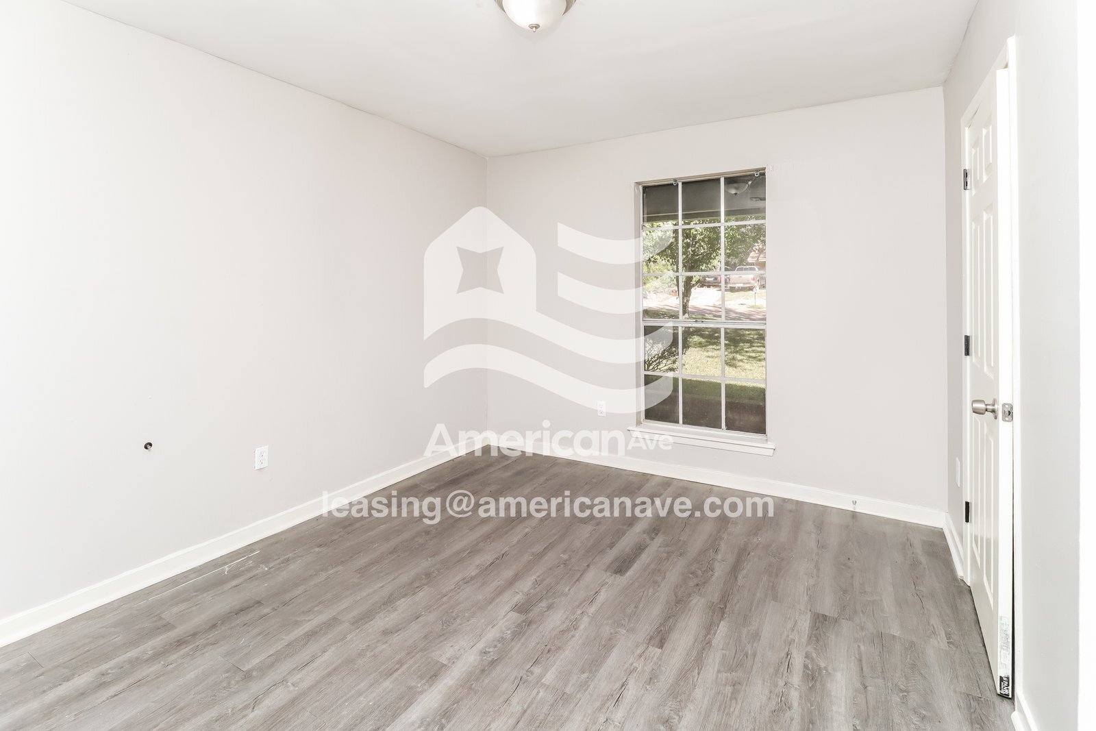 Building Photo - 5341 Brookhollow Dr