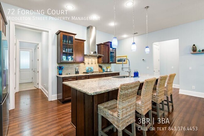 Building Photo - 72 Fording Ct