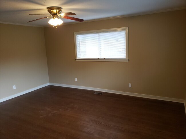 Building Photo - 2622 Hemingway Cir