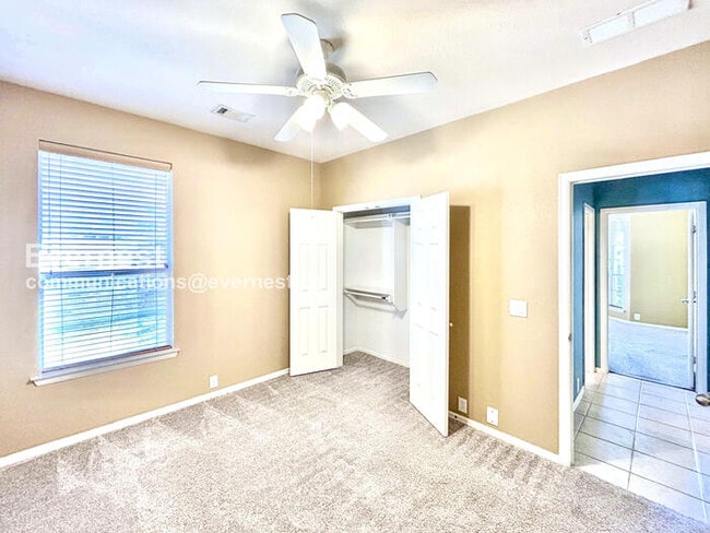 Building Photo - 2840 S Serrano