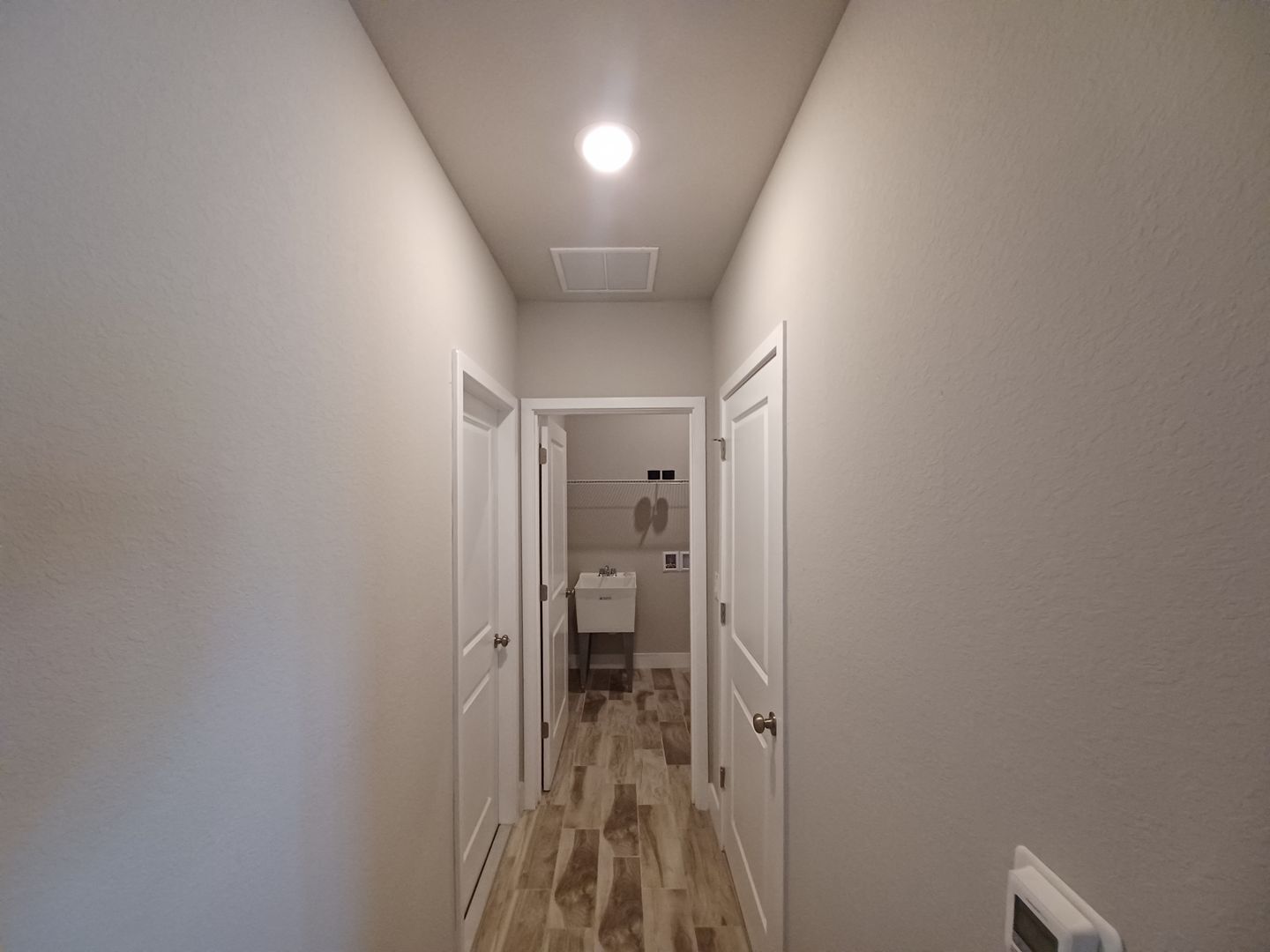 Building Photo - Coming Soon!   4/2 Single Family Home