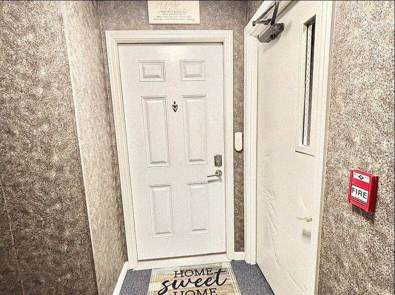 Building Photo - 248 Legends Creek Pl