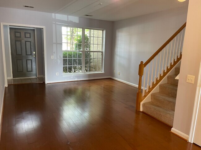 Building Photo - 212 Fallsgrove Blvd