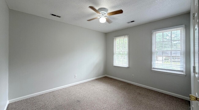 Building Photo - 2387 Riverchase Pl