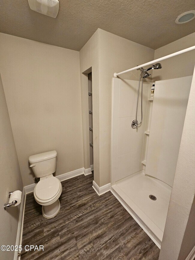 Building Photo - 5804 Callaway Cir