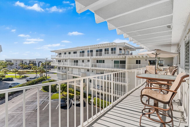 Building Photo - 3500 S Ocean Blvd