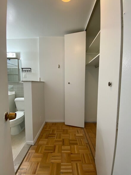 Building Photo - 135 Montgomery St