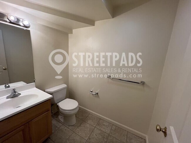 Building Photo - 4 bedroom in Boston MA 02134