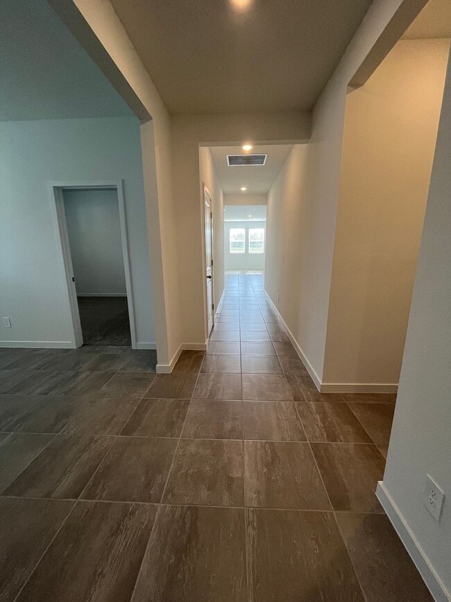 Building Photo - New Construction in Flagler Village 4bedroom 3 bath!!!!!