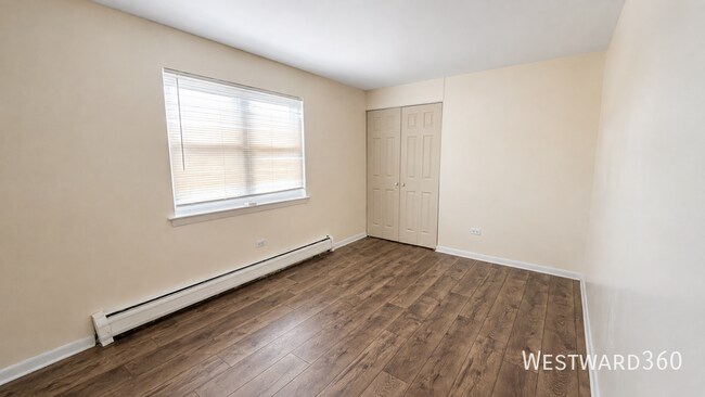Building Photo - 9654 Golf Terrace