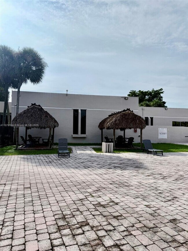 Building Photo - 8420 SW 133rd Avenue Rd