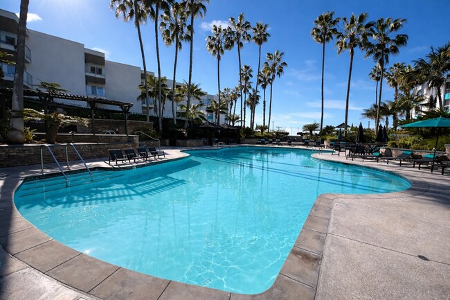 Building Photo - Top-Floor Oceanview Studio with Private Balcony - Redondo Beach Pier in Your Backyard