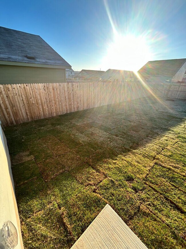 Building Photo - 5974 Companion Lp