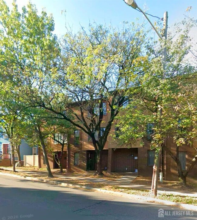 Building Photo - 152 George St