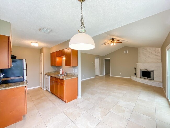 Building Photo - 11514 Fruitwood Dr