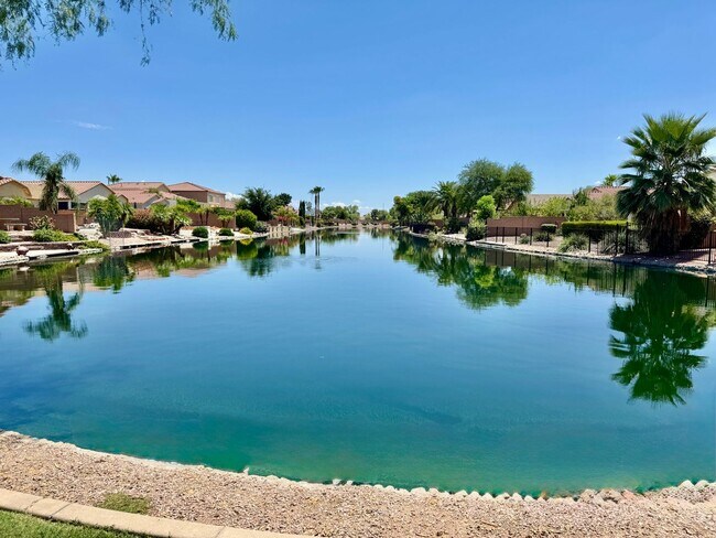 Building Photo - Pristine Single Level 3 Bedroom Home In The Sought After Gated Lagos Vistoso Community in Chandler!
