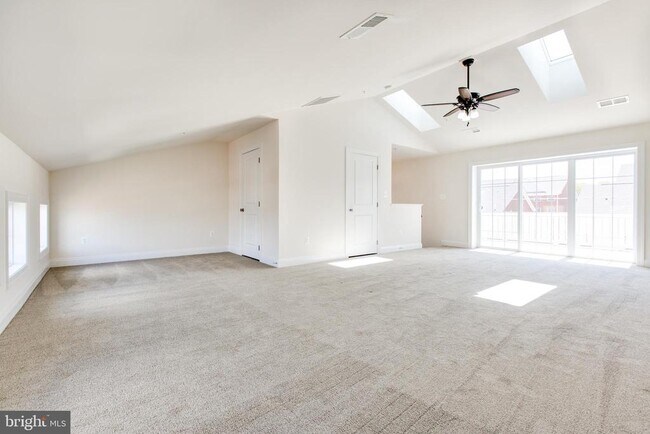 Building Photo - 2612 Maple Rock Rd