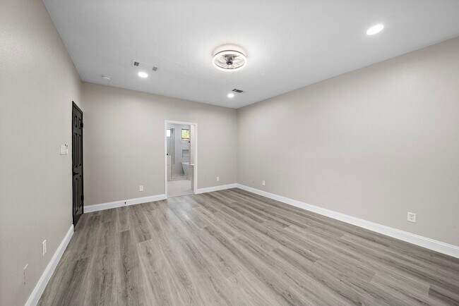 Building Photo - 1631 Gingerleaf Ln