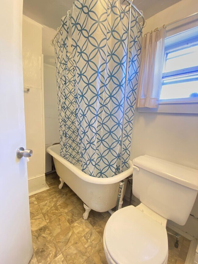 Building Photo - Patton,NW,228-230