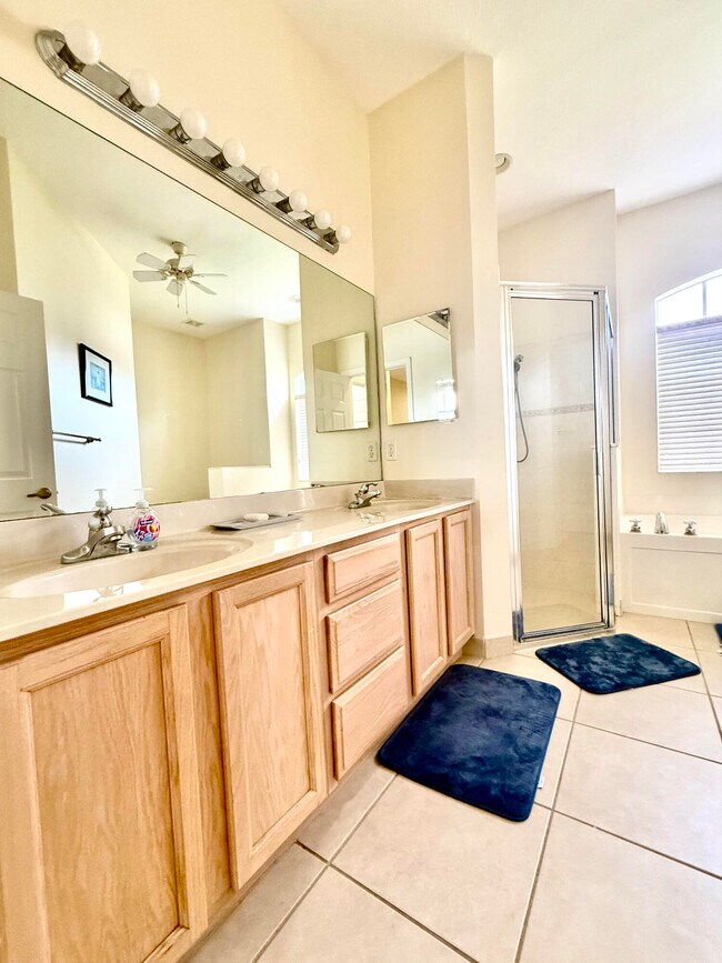 Building Photo - 408 North Key Lime Square SW