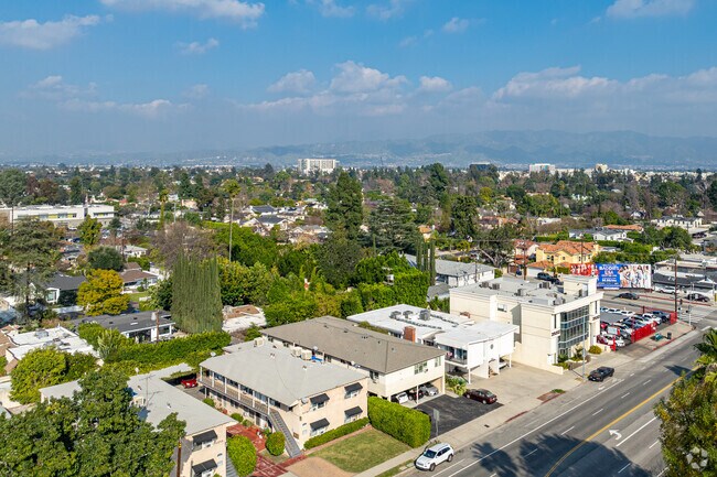 Building Photo - Riverside Apartments at Valley Village
