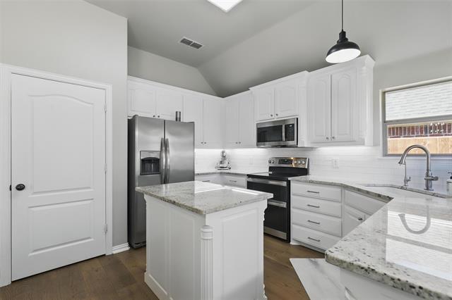 Building Photo - 120 Castle Pines Dr