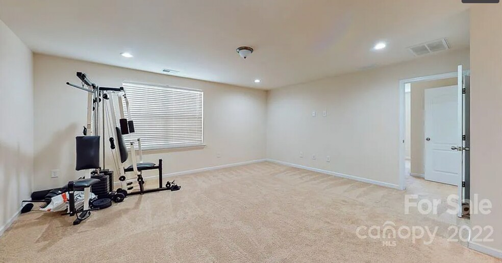 Building Photo - 10323 Rutledge Ridge Dr NW