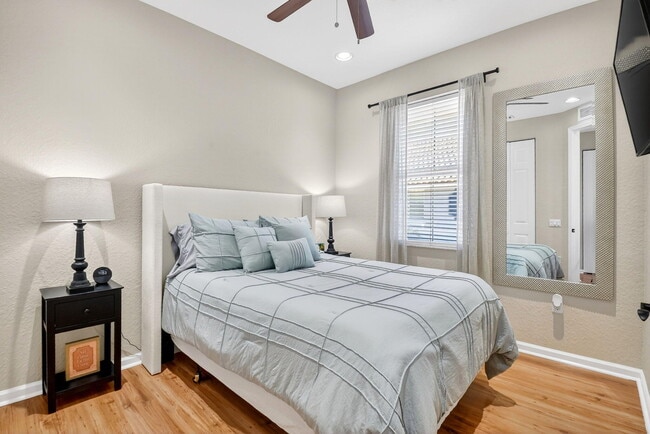 Building Photo - 1371 Vía De Pepi